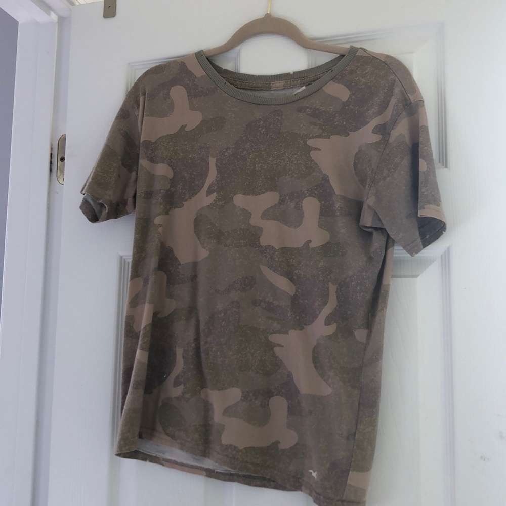 Camo tee